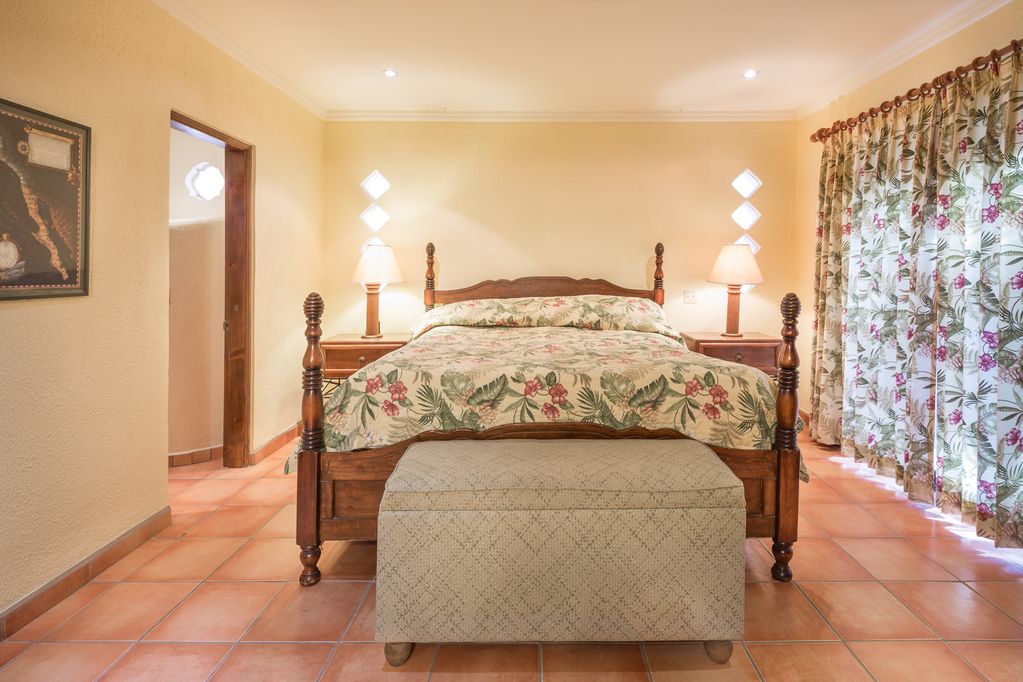 Lower Suite Bed at Loreto Playa Casa